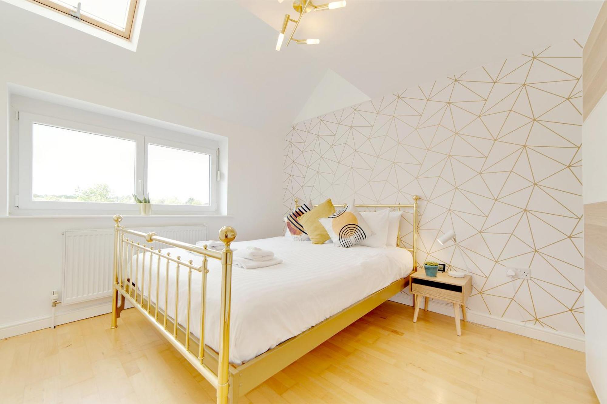 Pass The Keys 49 Byron Square Modern And Spacious 3 Bed Home With Free Parking CBG Εξωτερικό φωτογραφία